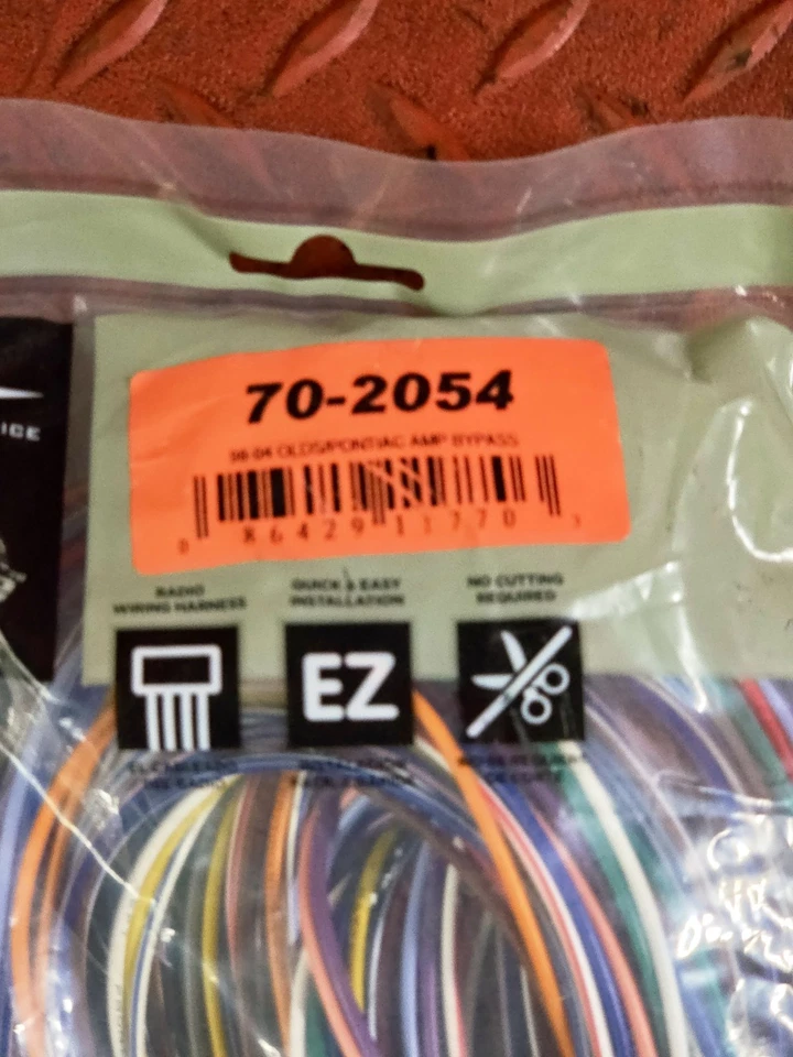 Arnés de derivación amplificador de fábrica Metra 70-2054 1998-2009 para vehículos GM seleccionados Foto 3 de 4