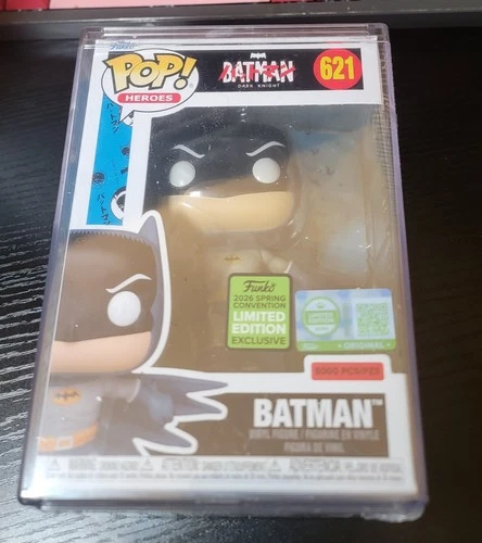 Funko Pop!  Exclusive -Batman  #621 (LE 5000) with Pop! protector new