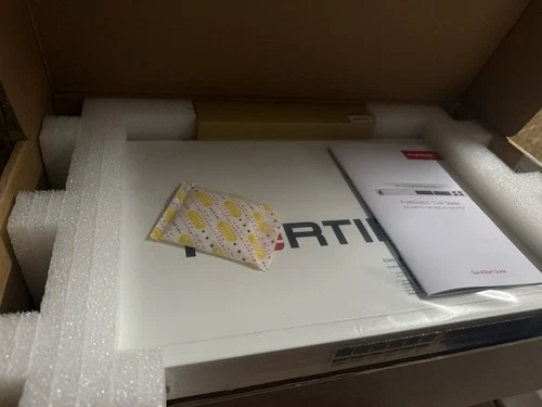 Destockage Prix En Baisse!! 124F - Fortinet switch - FS-124F
