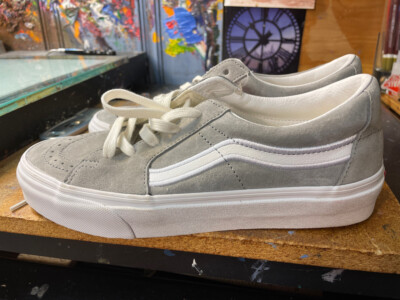Vans Old Skool Pig Suede Grey White Size US 7 Men (8.5 Women) New VN0A4BV5V4Z