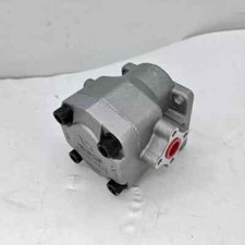 1Pcs New Gear Oil Pump HGP-2A-F6R