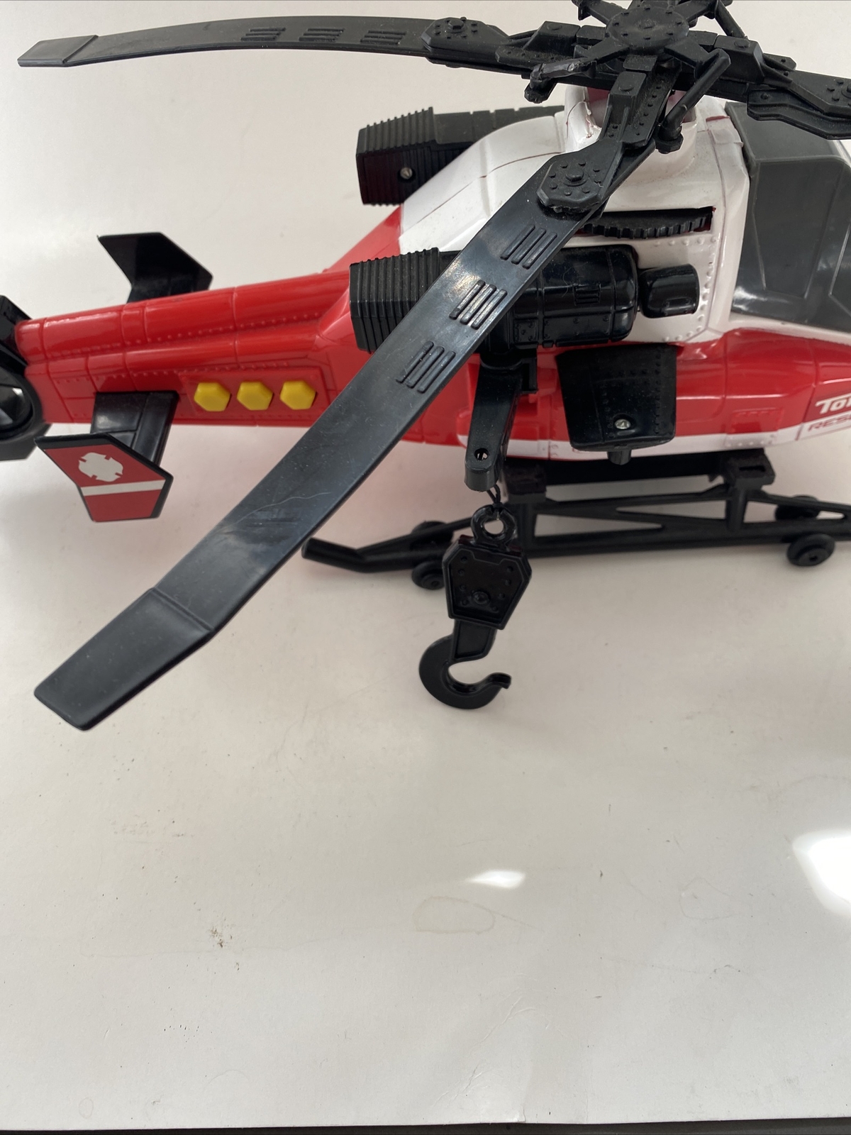 Tonka Rescue Helicopter with Lights, Sounds & Retractable Winch Toy