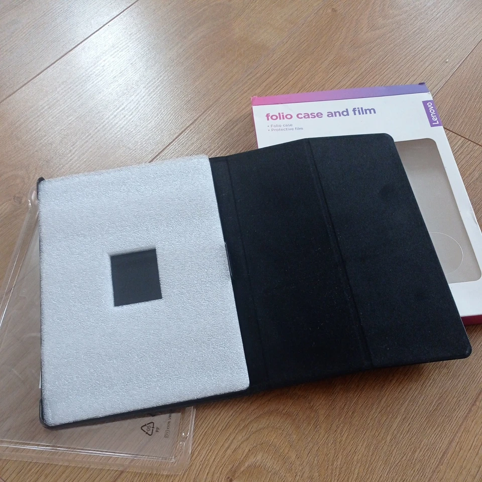 Original Lenovo Tab M10 HD folio case and protective film - new but opened Black - Image 4 of 4