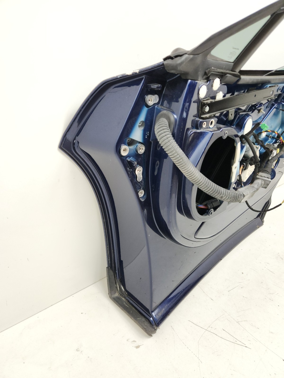 2012 MCLAREN MP4-12C DOOR RIGHT PASSENGER DOOR ASSEMBLY SWIPE TO OPEN BLUE OEM