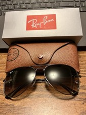 RAY-BAN AVIATORS RB3026 62mm. GUNMETAL FRAME WITH BROWN GRADIENT LENSES. NEW.