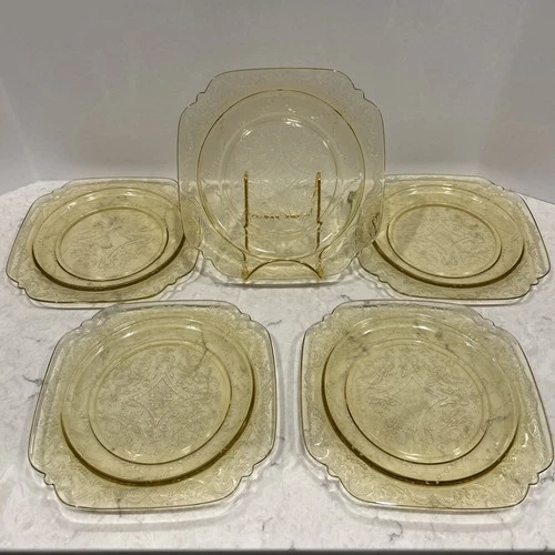 VTG 5 Federal Madrid  Amber Depression Glass 9” square Luncheon Serving Plates