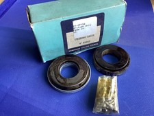 TRIUMPH 750 650 500 350 1956-74 GENUINE TRIUMPH STEERING HEAD RACE SET CP156 NOS
