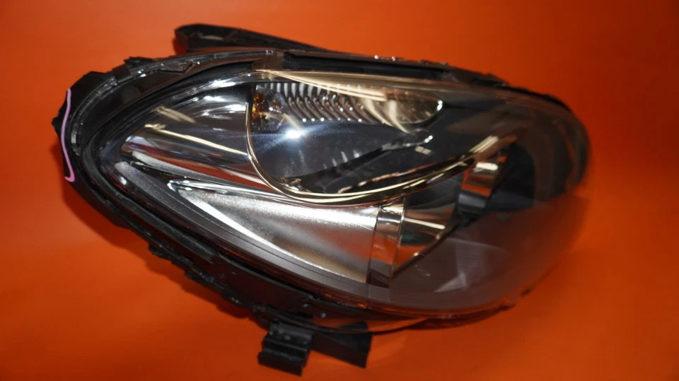 MERCEDES BENZ B180 HEADLIGHT RIGHT PASSENGER 2011 2012 2013 2014 A2468201161 OEM - Image 2 of 4