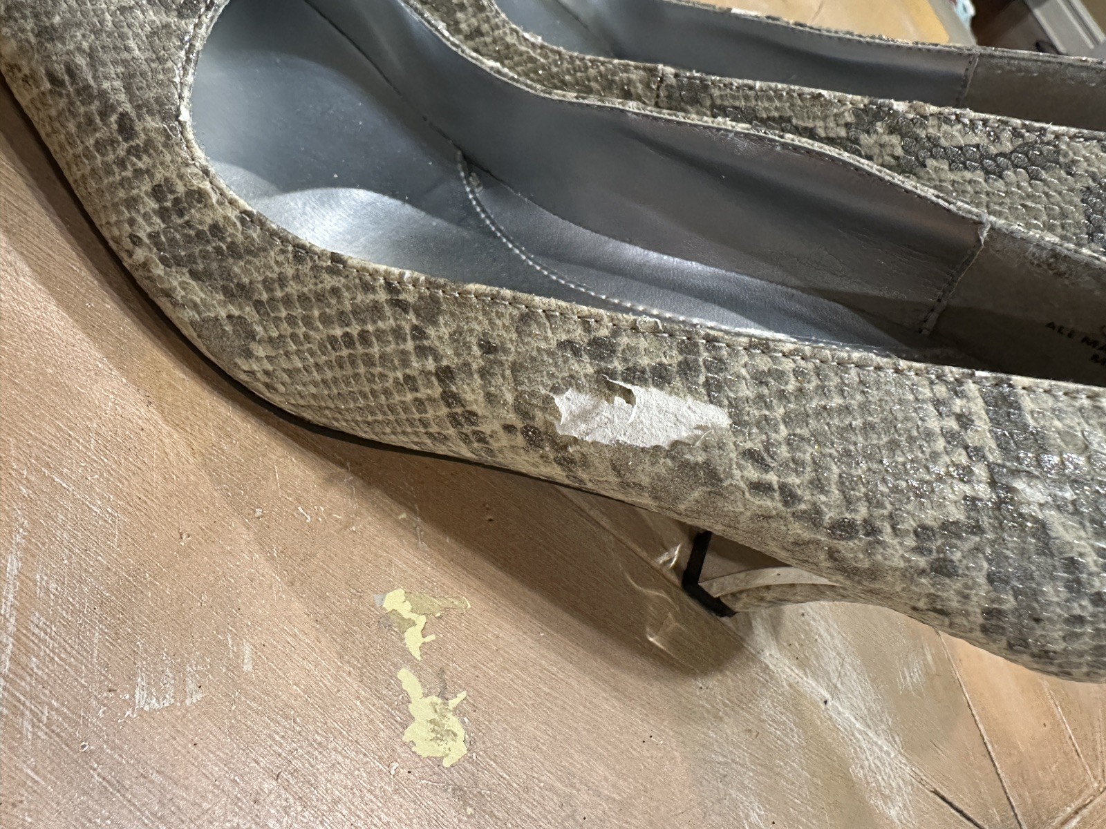 Torta Caliente Python Embossed Pumps-Square Toe-b… - image 2