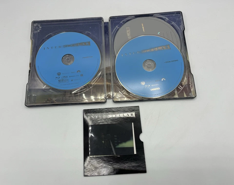 Interstellar Steelbook (3xBlu/DVD 2014) Target Exclusive With IMAX FILM CELL - Image 3 of 3
