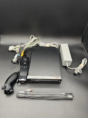Nintendo Wii RVL-001 Black Console Bundle Controller Nunchuck Cords Sensor