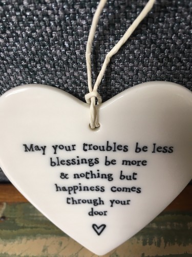 East Of India Hanging Heart Verse Plaque - Picture 5 of 8