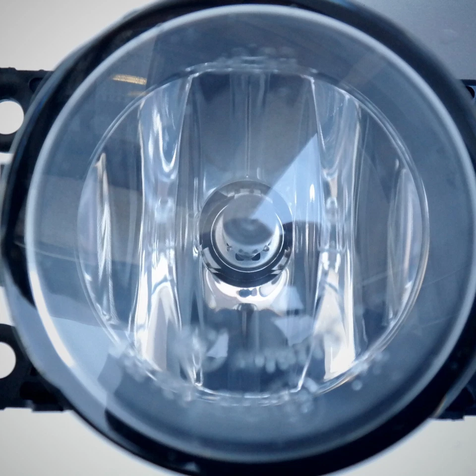 Nissan Cabstar Interstar Navara Note antibrouillard neuf origine Valeo 088358 - Photo 2/4