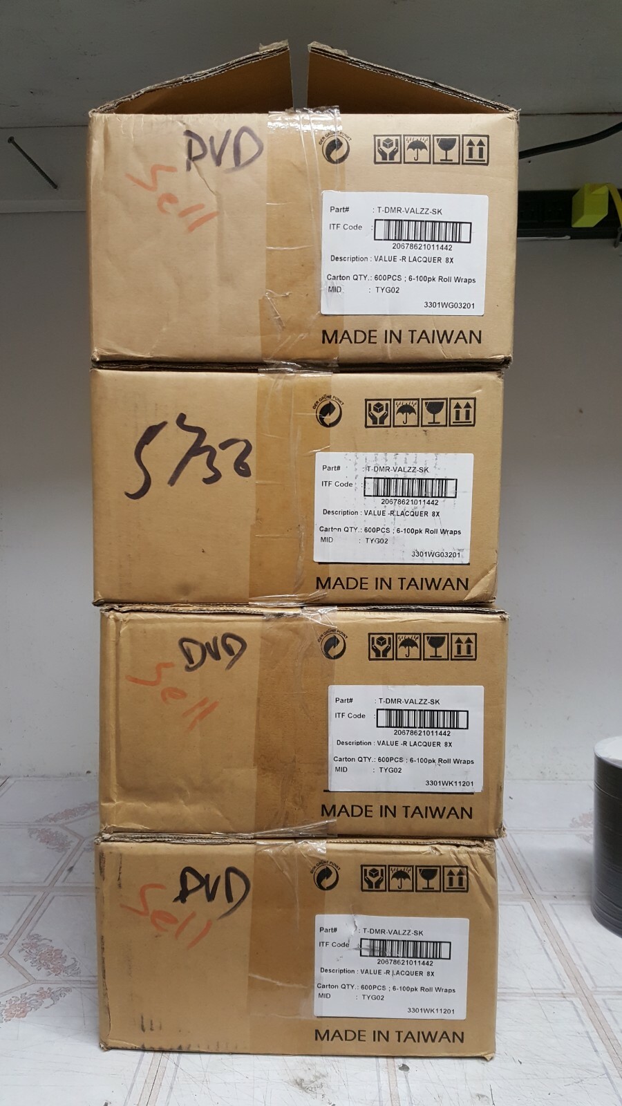 2400x CMC Pro (TY Technology) Value 16X Silver Thermal Lacquer Print. DVD-R Disc