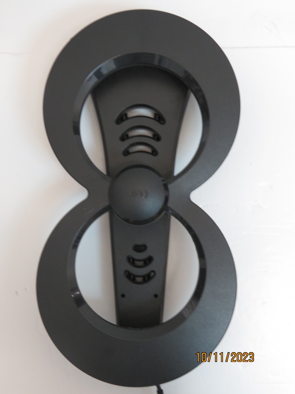 Antennas Direct ClearStream 2MAX Indoor/Outdoor Multidirectional TV