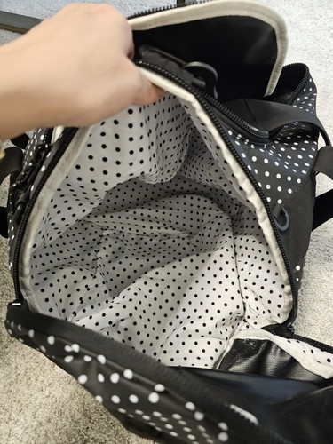 Burton Unisex Polka Dot Duffel Bag Black/White Gym Travel Carry-On Shoulder Bag - Picture 10 of 20