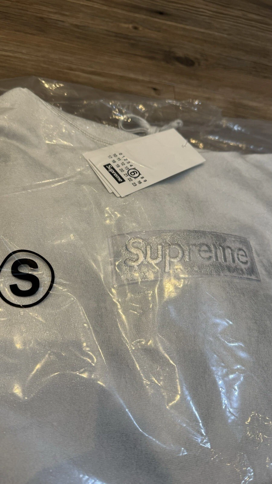 Felpa con cappuccio Supreme® MM6 Maison Margiela con scatola in lamina bianca taglia small ✅