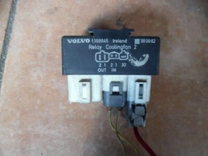 Volvo 850 Relais Kühlerlüfter 1398845