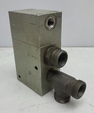 Knorr Bremse Pneumatic WKV-30 Pneumatic Air Valve *USED See Pictures 