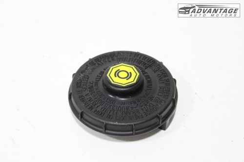 2019-2023 HONDA PASSPORT BRAKE MASTER CYLINDER RESERVOIR BOTTLE COVER CAP OEM