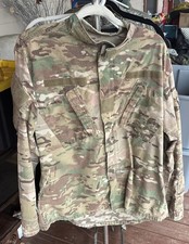 US Army Combat Uniform ACU Flame Resistant Coat/Pant Medium Regular MultiCam