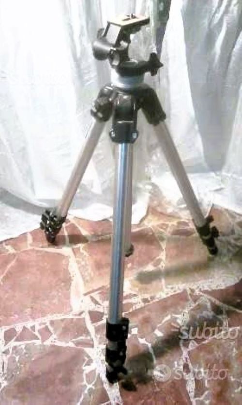 Treppiedi prof. MANFROTTO 144 testa 056 come nuovo