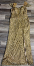Woman  s RENE RUIZ COLLECTION FOR NEIMAN MARCUS GOLD SEQUIN EVENING GOWN SIZE 16