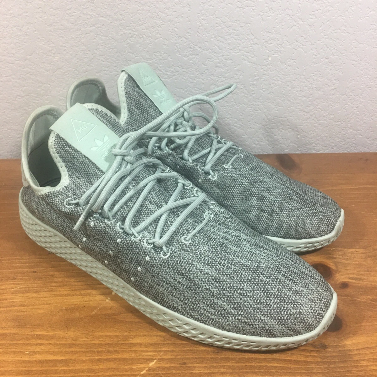 Adidas MINT Pharrell Williams Women s Size 10 Mint Shoes Art DB2859