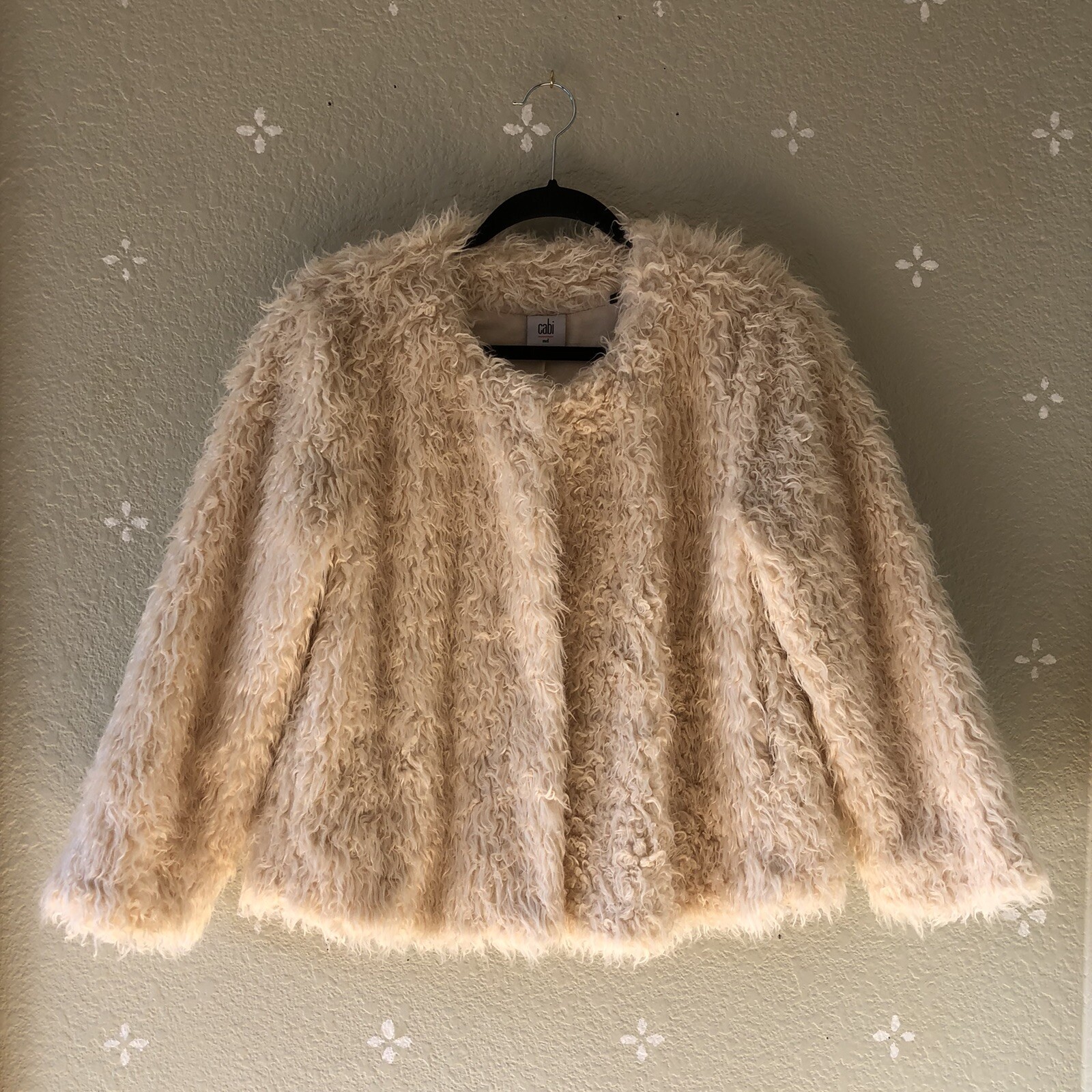 CAbi Womens Medium Cream Shaggy Furry 