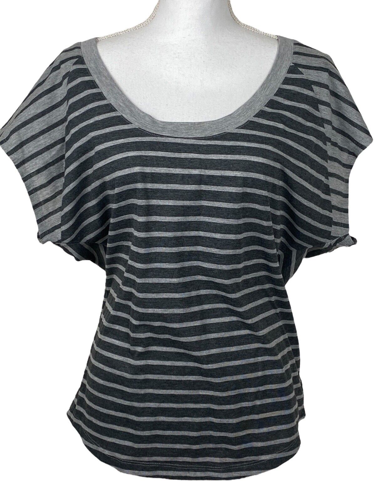 Jessica Simpson L Gray Striped Cap Sleeve scoop neck Pullover Top | eBay