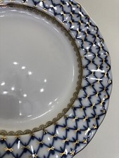 Lomonosov Porzellan Kobaltnetz Dessertteller 18cm.Hand decorated. Gewellter Rand