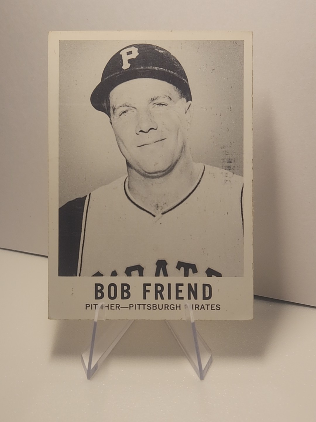 Bob Friend #53 (Baseball Cards 1960 Leaf) — is it worth grading?