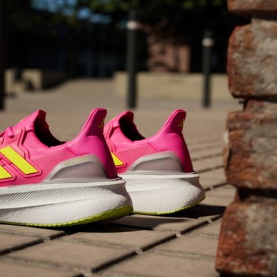 ID8844 Adidas Ultra Boost 5 Damen Sportschuhe Turnschuhe