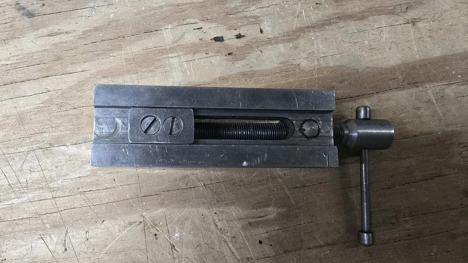 2.5" Precision ground Machinist Toolmaker Grinding screw Vise 9 x 6 x 3 - Image 4 of 4