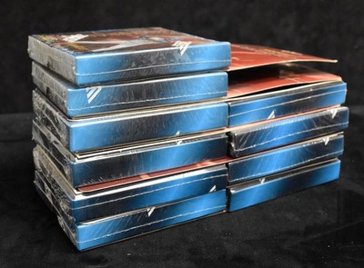 Lot of (10) 1994 Pinnacle Naturals Sealed 25 Card Sets - Gold Foil Griffey RBX74