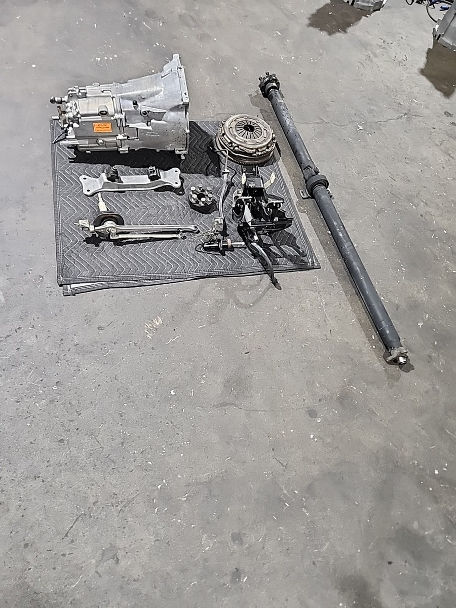 BMW E34 525i M50 MANUAL TRANSMISSION 5 SPEED GEARBOX MANUAL SWAP