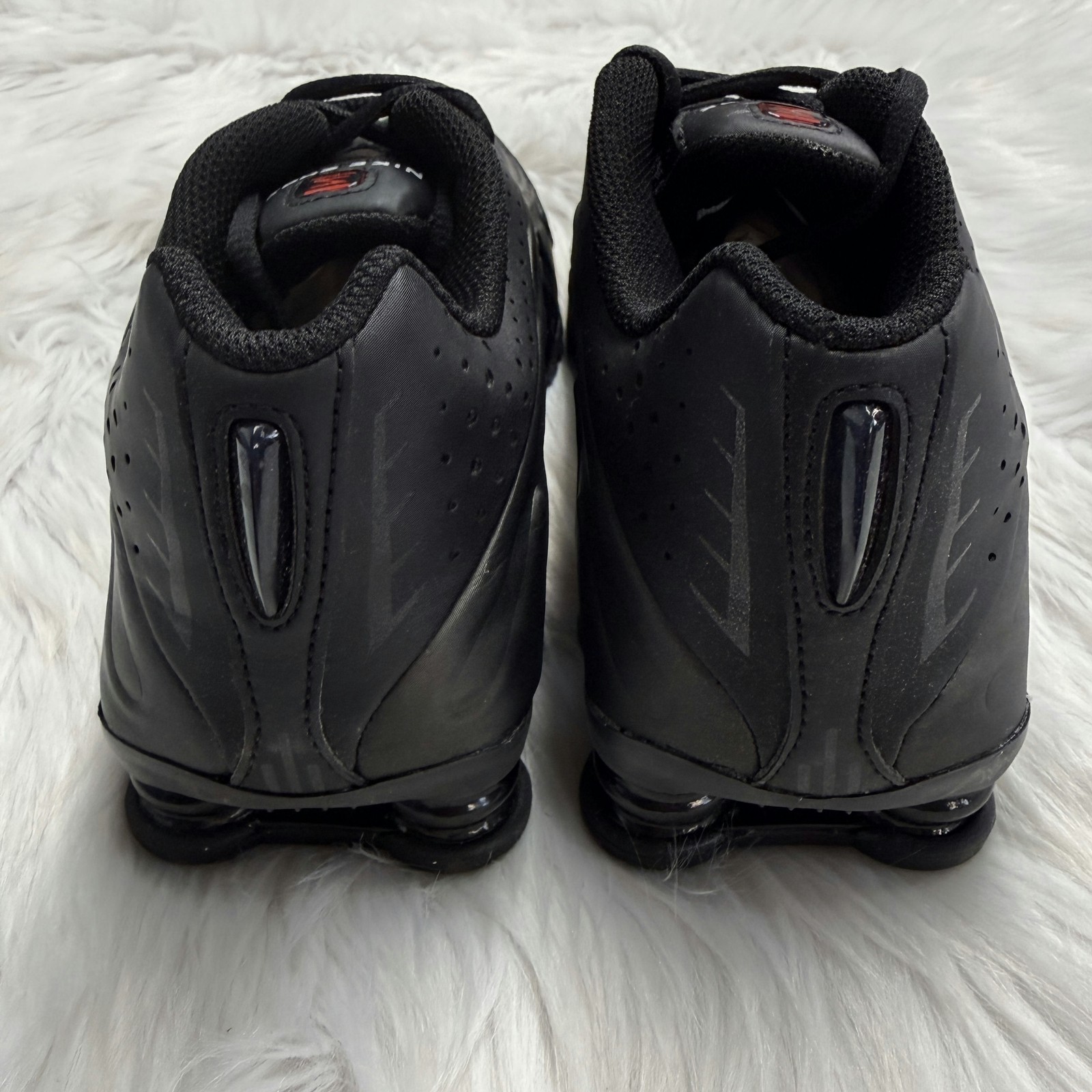 Nike Shox R4 Black Bright Crimson GS Running CW2626-003 NEW Multi Sz thumbnail 5