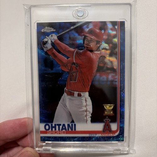 2019 Topps Chrome Shohei Ohtani #1 Blue Wave Refractor /75