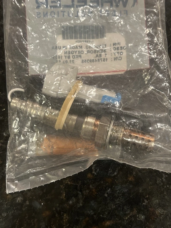 Genuine GM Heated Oxygen Sensor 12594452 - Image 3 of 4
