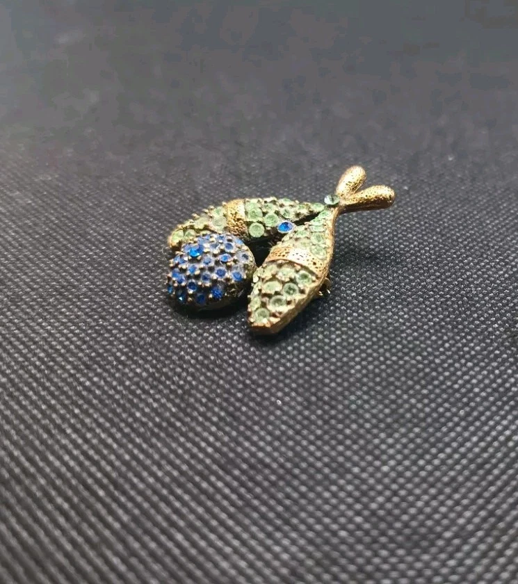 Broche prendedor vintage con motivo de bolos de cristal verde claro y azul oscuro Foto 4 de 4