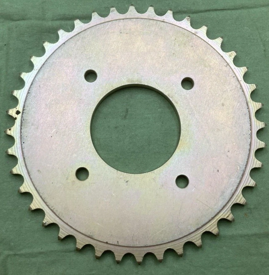 NOVA RODA DENTADA TRASEIRA PBI 3042-40 40T SERVE HONDA - Imagem 3 de 3