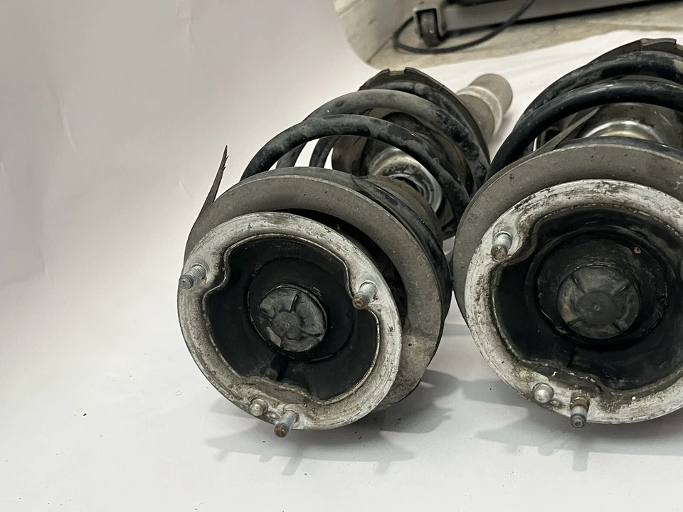 2007 宝马 525i E60 原始设备制造商左右前支柱减震器 — 第 2/4 张图片