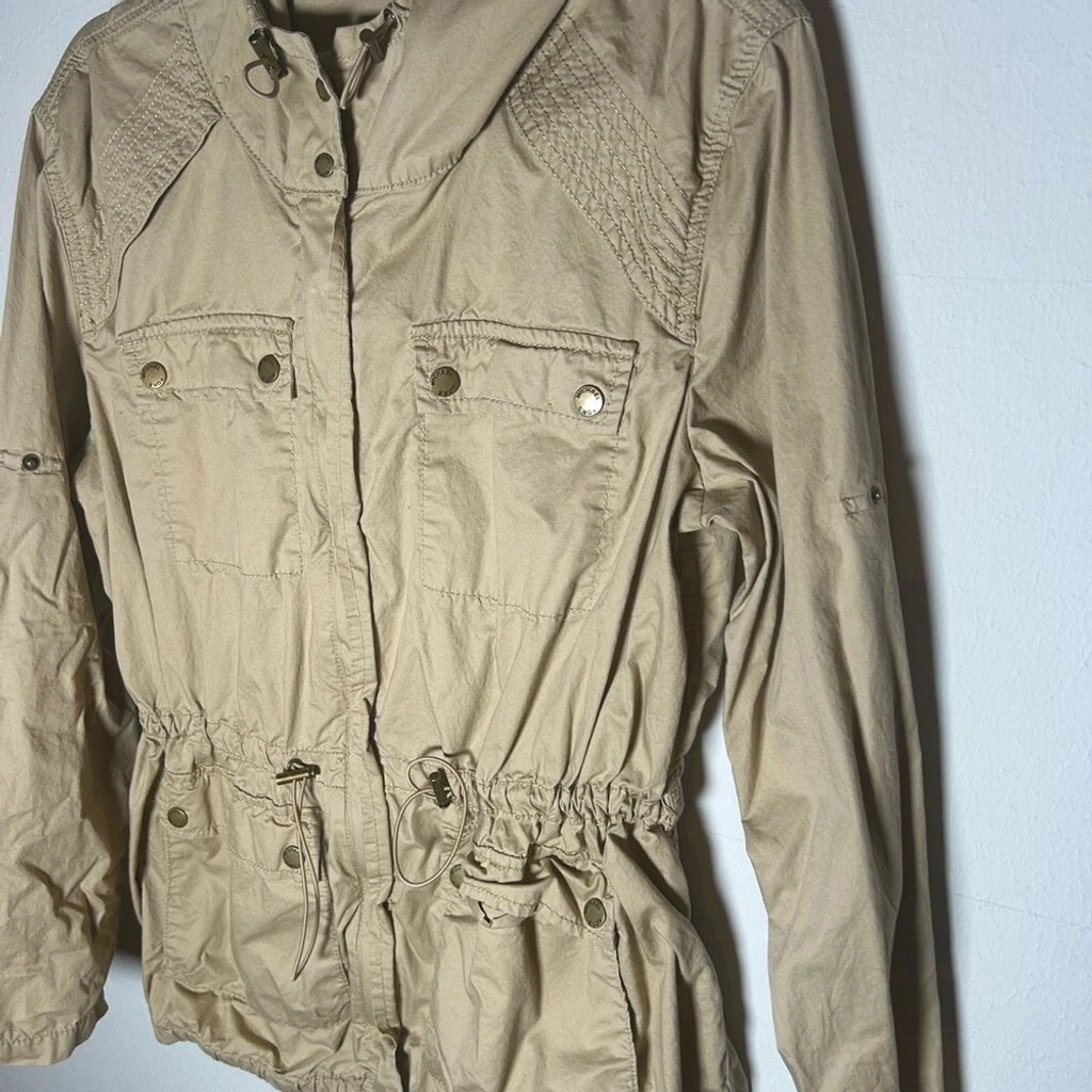 Giacca Michael Kors Cargo Tan con cappuccio e taglia med