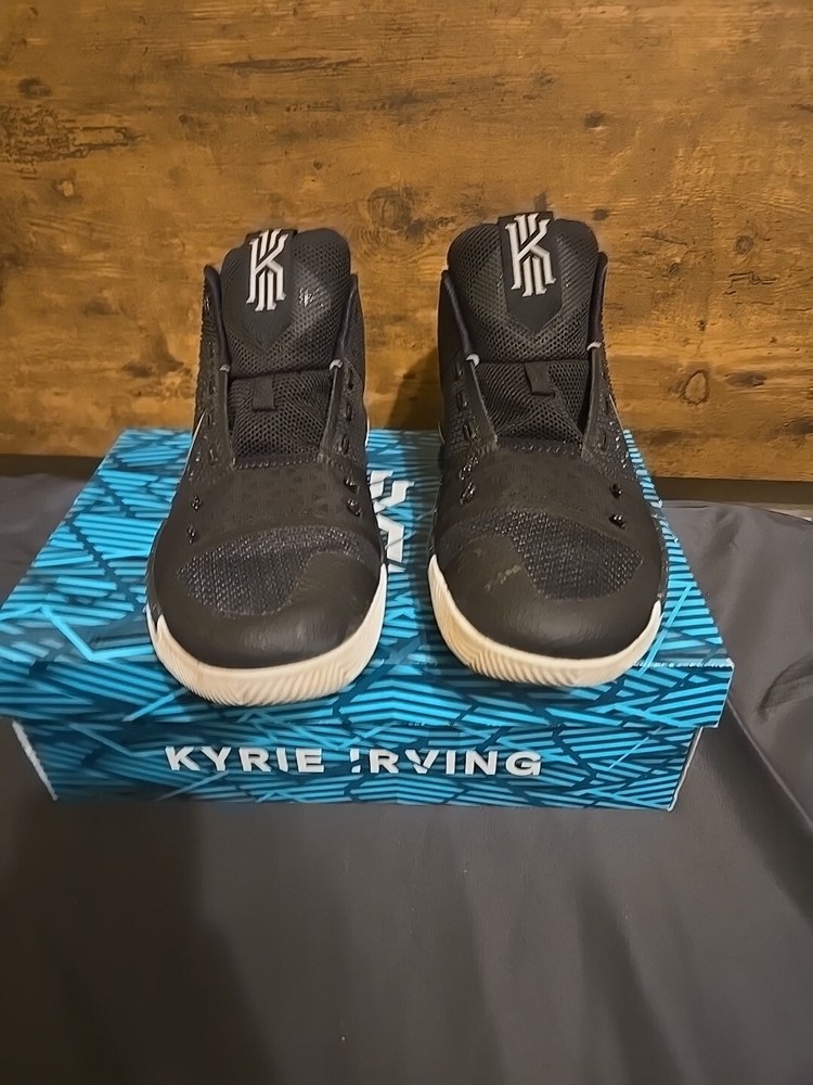 Kyrie 3 Black Ice
