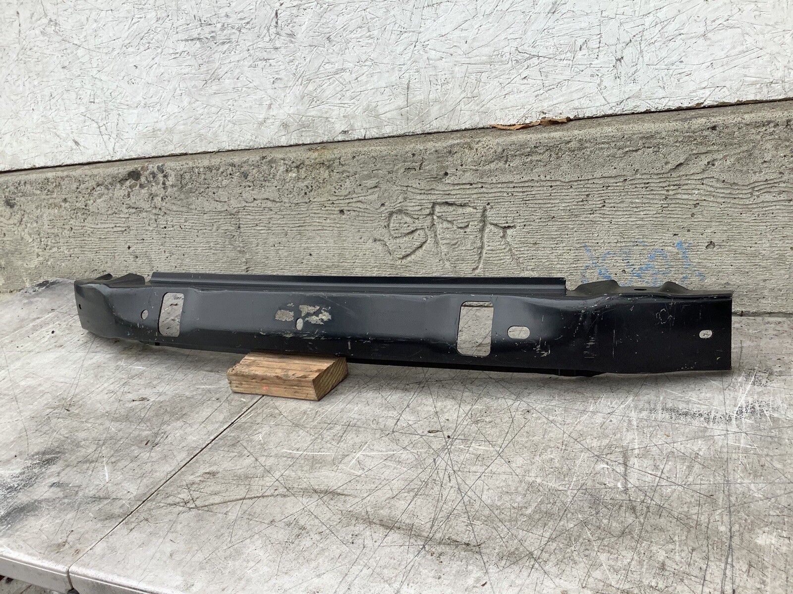 2006 2008 2010 2012 BENTLEY CONTINENTAL FLYING SPUR REAR REINFORCEMENT OEM USED