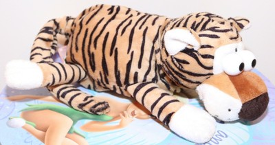 chericole laughing monkey