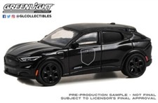 GREENLIGHT COLLECTIBLES BLACK BANDIT SERIES 28 2023 FORD MUSTANG MACH-E GT!