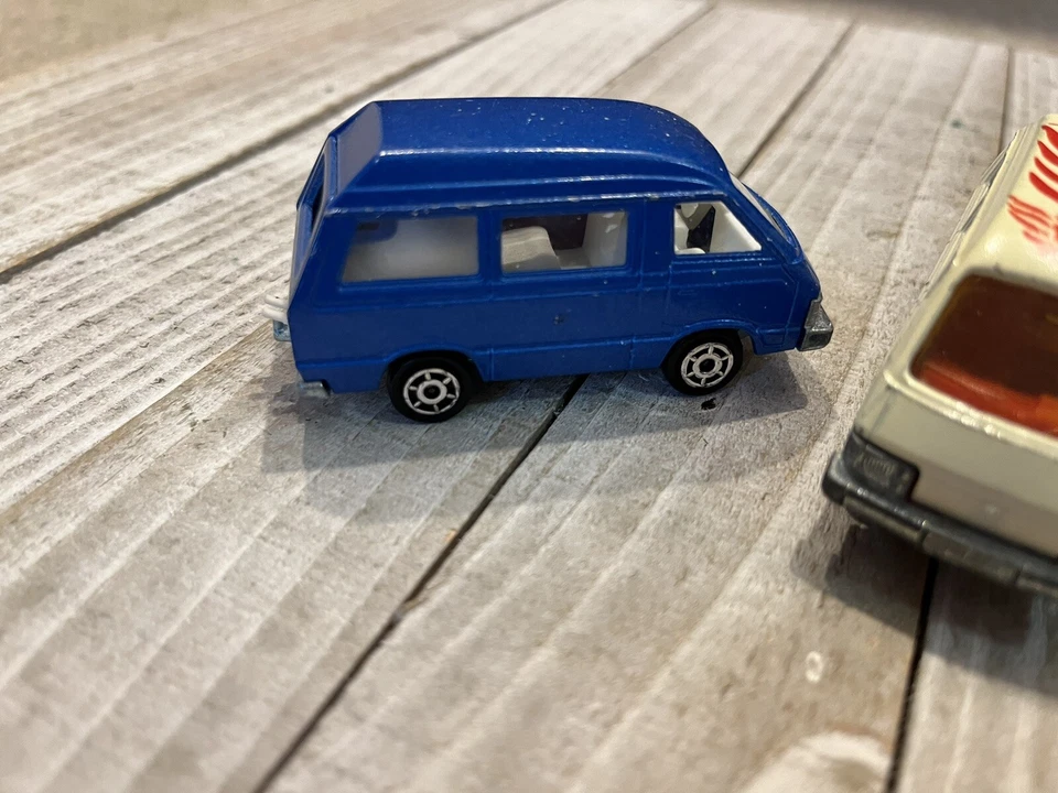 Lote De 2 Coches De Juguete Diecast Toyota Lite Ace MAJORETTE N216 1/52 Hechos en Francia Foto 3 de 4