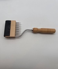 Cinnvoice gooseneck webbing stretcher tool