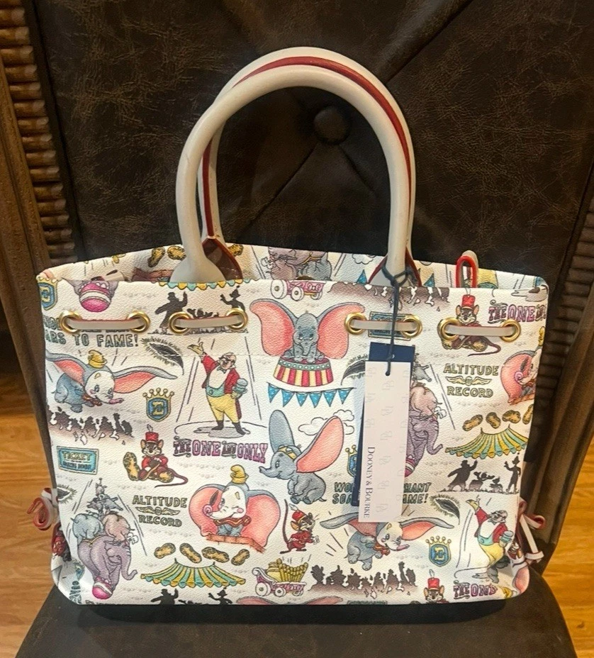 Cartera Dooney And Burke Dumbo y billetera a juego Foto 3 de 4